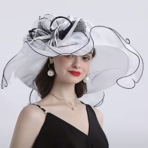 EMAYSPORIUM Elegant White and Black Women's Large Brim Hat-(NWT)